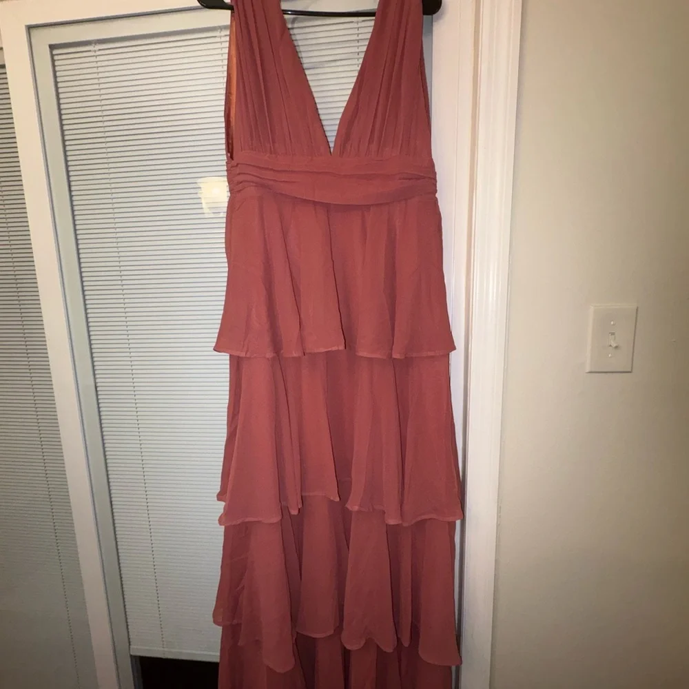 Lulu's Coral Layered Wedding Dress - Picture 1 of 2